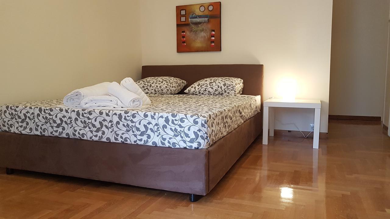 Menta Errathens Apartment - Athens Center, 5 Bd, 2 Bath 外观 照片